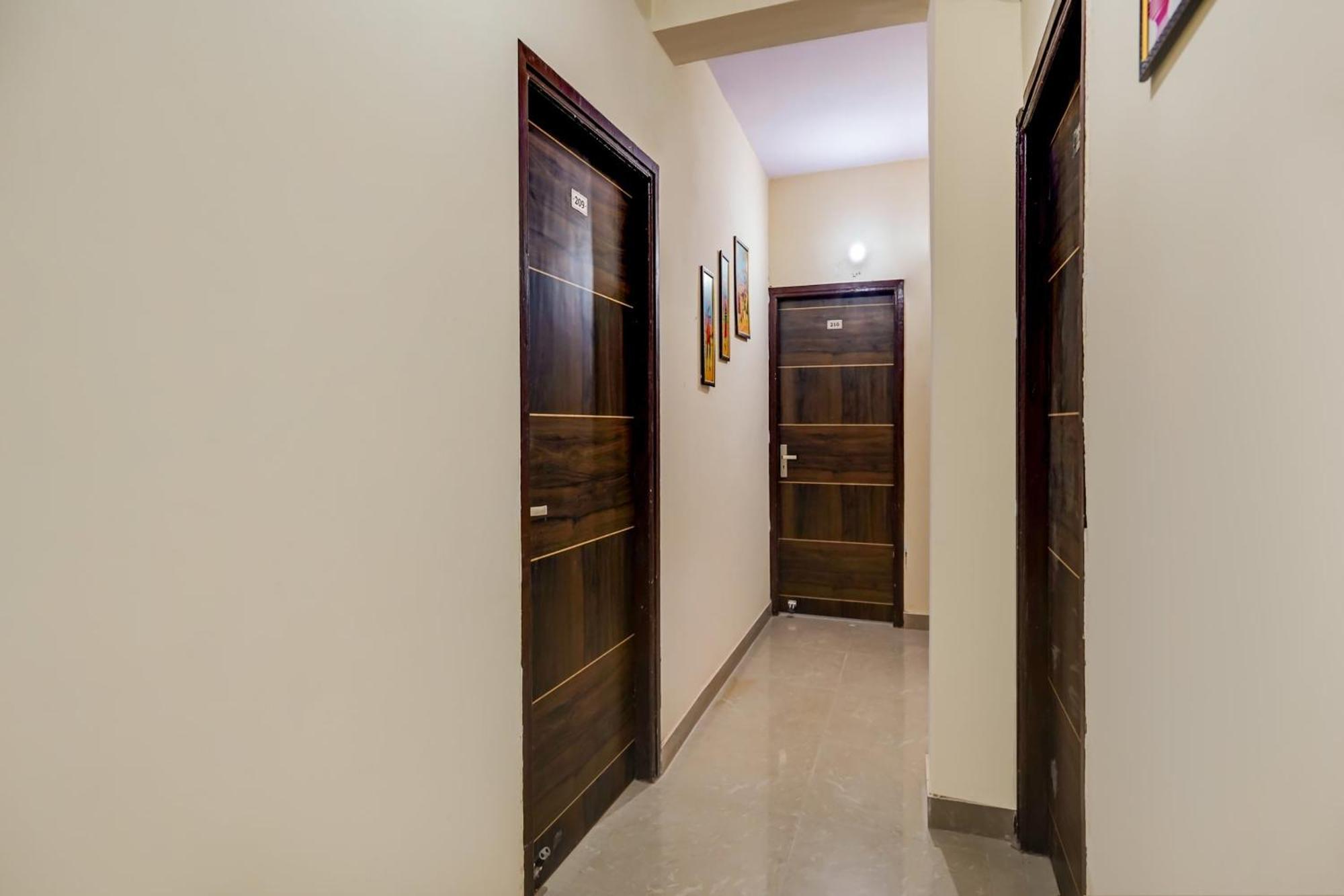 Hotel O Pubg Residency New Delhi Extérieur photo